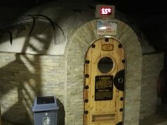 -绿岛汤泉韩式休闲会所