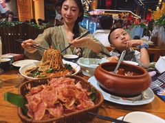 -老滇山寨•云南特色菜•地方菜•民族风情歌舞表演(金碧店)