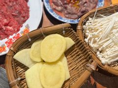 -萍姐火锅·公路夜市(武汉首店)