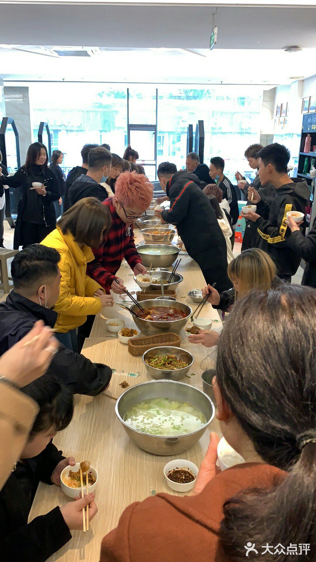 这是昨天我们发的信息。昨天搞忘了，所以说没有发