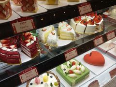 -罗森尼娜(德思勤店)