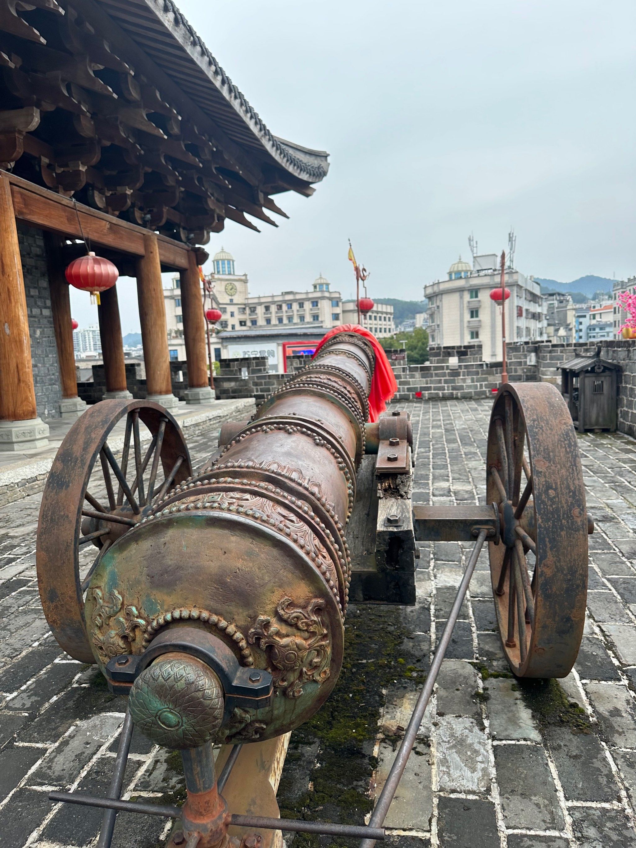 大炮轰
