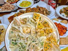 -东来菜馆•手抓海鲜家常菜•海鲜锅贴(鸽子窝店)