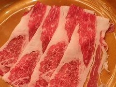 -牛YO寿喜烧·铁板烧和牛火锅自助(市府恒隆店)