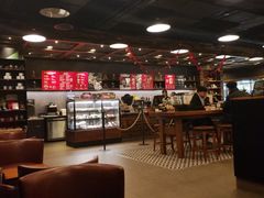 大堂-星巴克臻选(青岛麦凯乐分店)