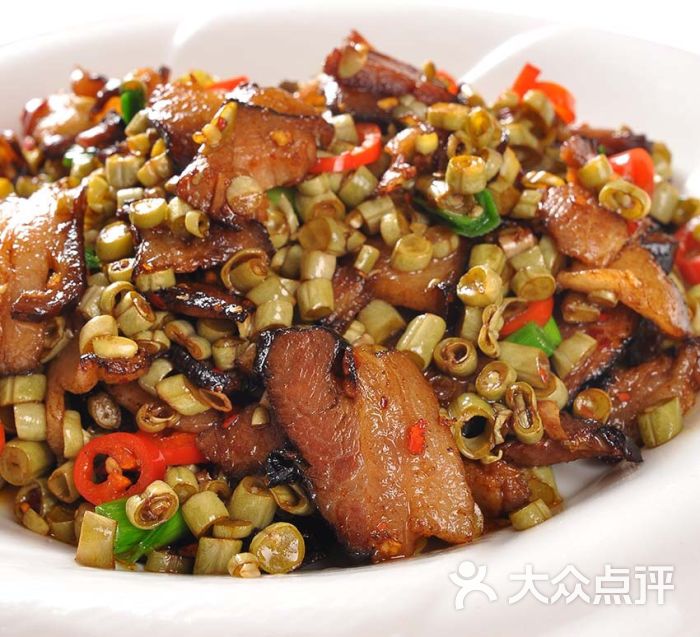 酸豆角腊肉