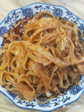 昨天忙完跟朋友去万和城觅食 我两都想吃点小吃