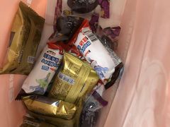 -来伊份(前进西路万象汇店)