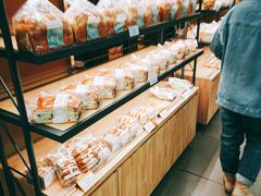 面包甜点陈列柜-KenGee仟吉(吉庆街店)