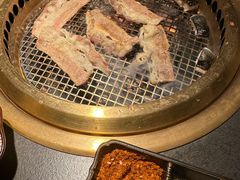-铭牛烧肉·和牛海鲜自助(高新月牙湖店)