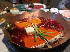 -墨居上隐·院子里火锅(峨眉店)