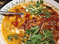 云南杨林酸菜鱼-云海肴·汽锅鸡·云南菜(高德置地店)