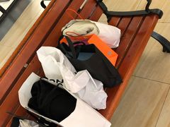 -王府井奥莱临潼小镇(临潼店)