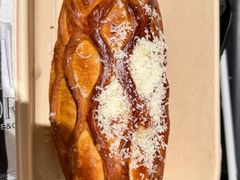 -B&C黄油与面包·法式古堡面包坊(新天地店)