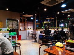 大堂-胡须佬鸡煲四季火锅(海雅缤纷城店)