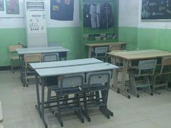 大堂-做了不起的80后