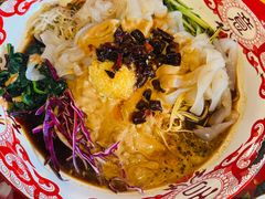 -闯关东东北农家菜(崂山石老人店)