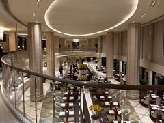 -LONG BAR 廊吧(外滩华尔道夫酒店)