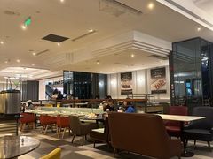 -港丽餐厅(高德置地店)