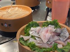 -龍歌自助小火锅(市南金茂湾店)