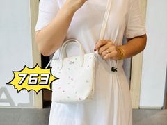-新中关购物中心