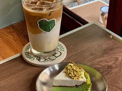 -SAFARI COFFEE