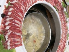 -额尔敦传统涮.冰煮羊火锅(乌兰察布体育场店)