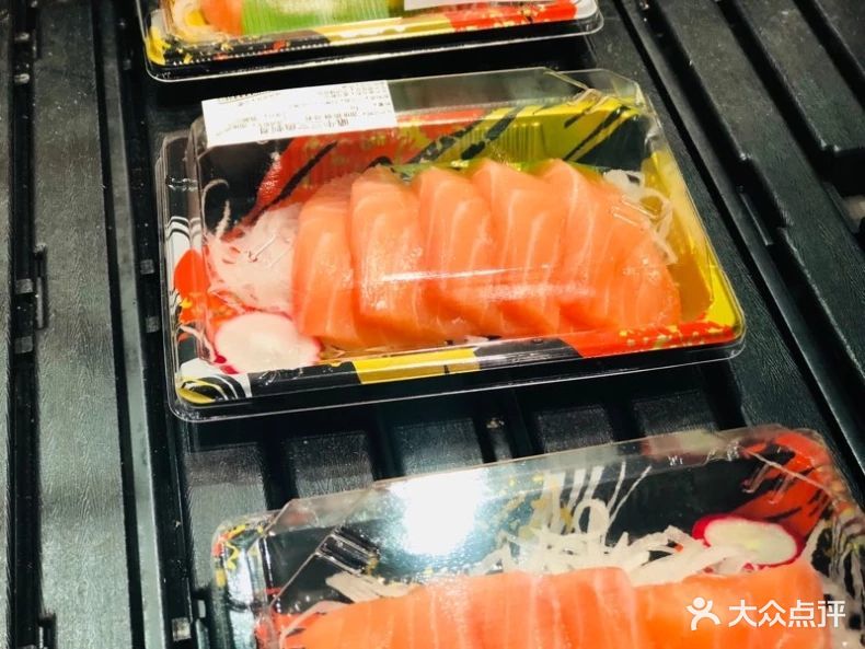 曦牛三文鱼刺身