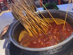-钢管厂五区小郡肝串串香(蜀都万达店)