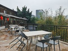 -鲤鱼塘农家山庄