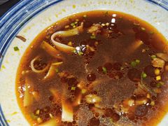 -霸蛮湖南菜·牛肉粉(荣京西街店)