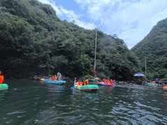 -安吉龙王山峡谷漂流