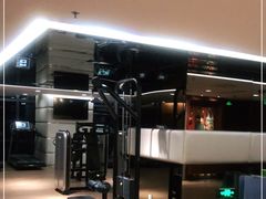 -上海龙之梦万丽酒店游泳池