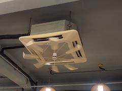 -胡须佬鸡煲四季火锅店(石厦西村直营店)