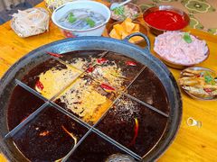九宫格红油锅底-陶婆婆火锅(洪崖洞店)
