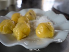粘豆包-粘豆包柴火铁锅炖