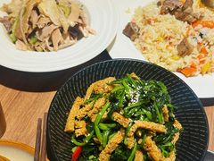 -贯贯吉·清真餐厅(浙江中路店)