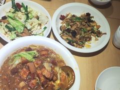 -关东小磨东北菜(上海长风大悦城店)