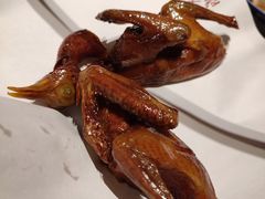 -鸽子侯·家宴·平价海鲜(市图书馆店)