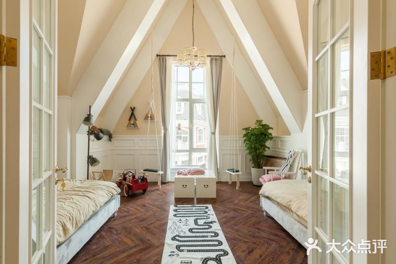 住进大连🌟 | 一个充满玩具和秋千的房间🍭