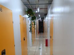 -安东易迷你自助仓储寄存仓库(杨浦店)