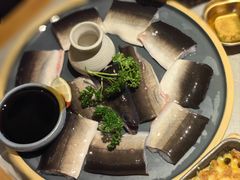 -草家酱蟹炭火烤肉店(珲春南路一店)