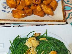-壹阁胡羊焖饼(特色小吃街店)