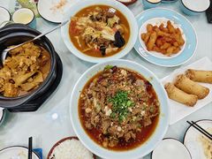 -大鸭梨烤鸭店(金顶街店)