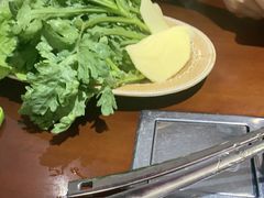 -菌之家·专业纯野生菌火锅·特色炒菌