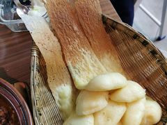 -有红鸡毛店·川菜(建设路店)