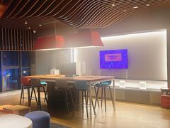 -珠海拱北口岸智选假日酒店
