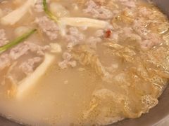 -老来福·非遗酸汤兔(凯旋路店)