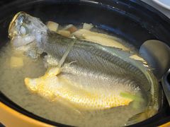 百秒黄花鱼-莆田餐厅PUTIEN(深圳湾万象城家宴店)