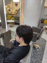 -苏豪路易士·嘉玛发廊